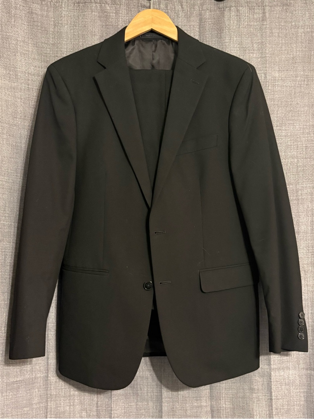 Calvin Klein Men’s Black Suit Set